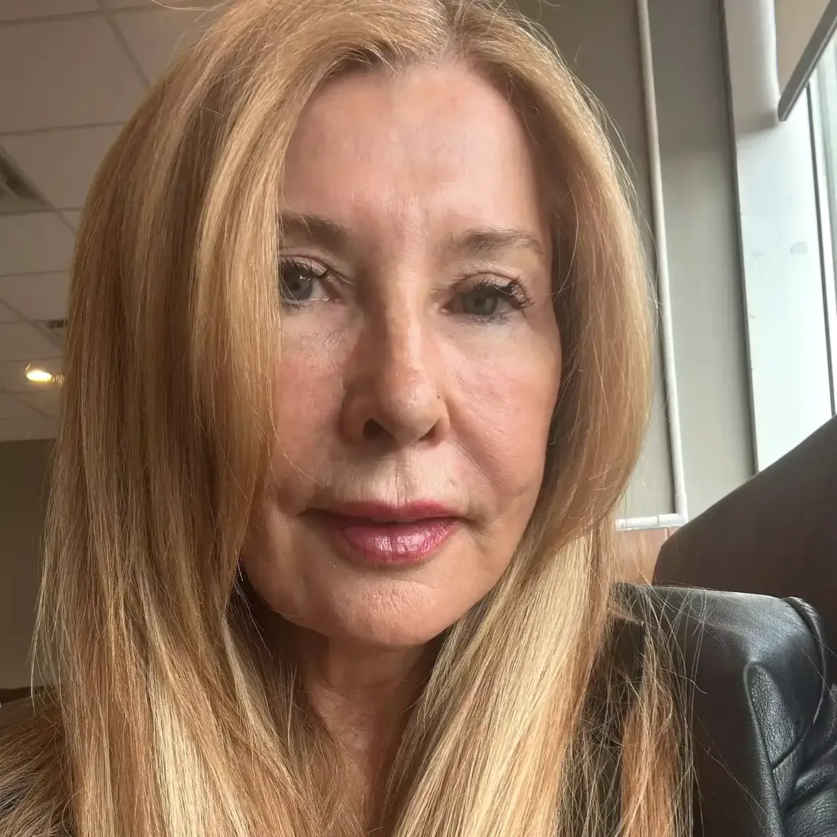 elizabethmonroe blonde video call