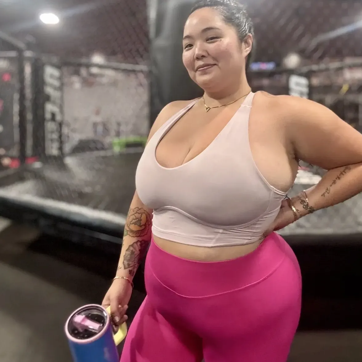 islandwaifu fat asian girl