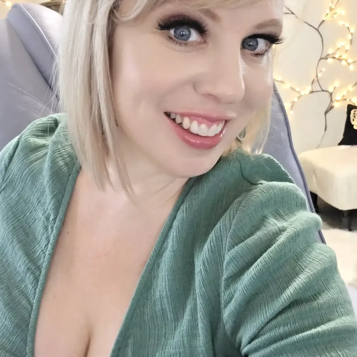 kamadesade blonde line