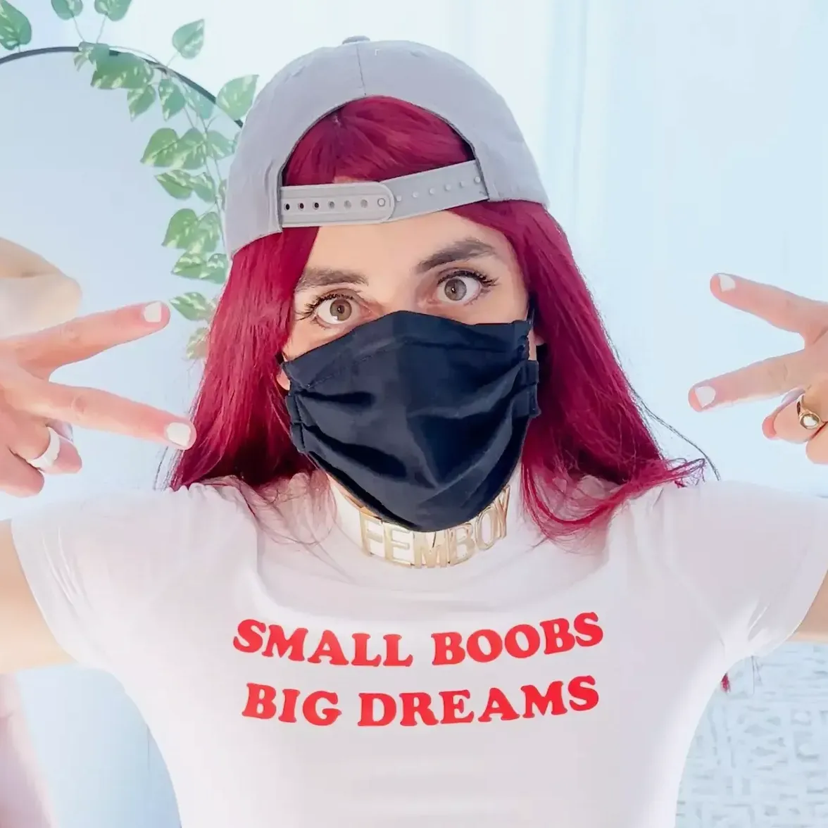 lilyreina femboy video call