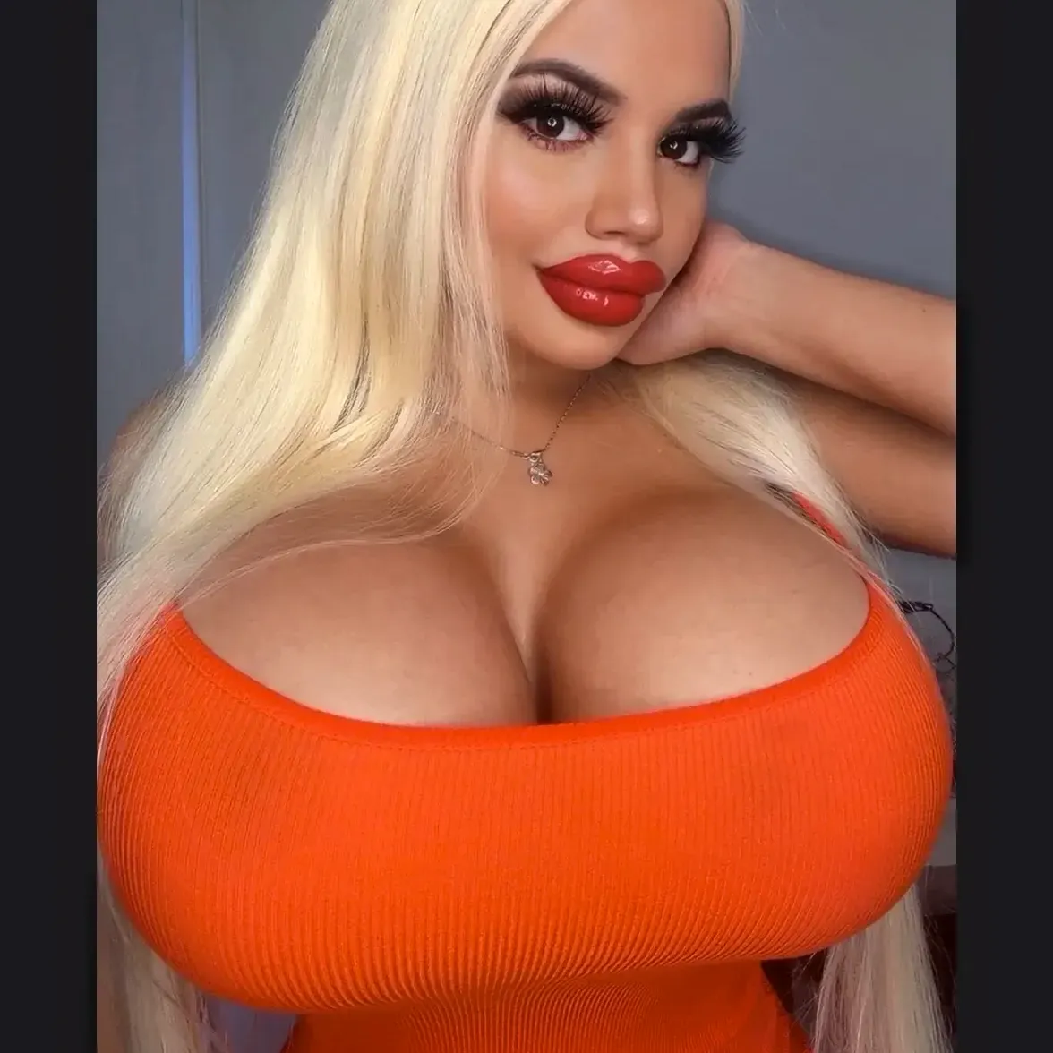 livingbimbodoll cuck video call page
