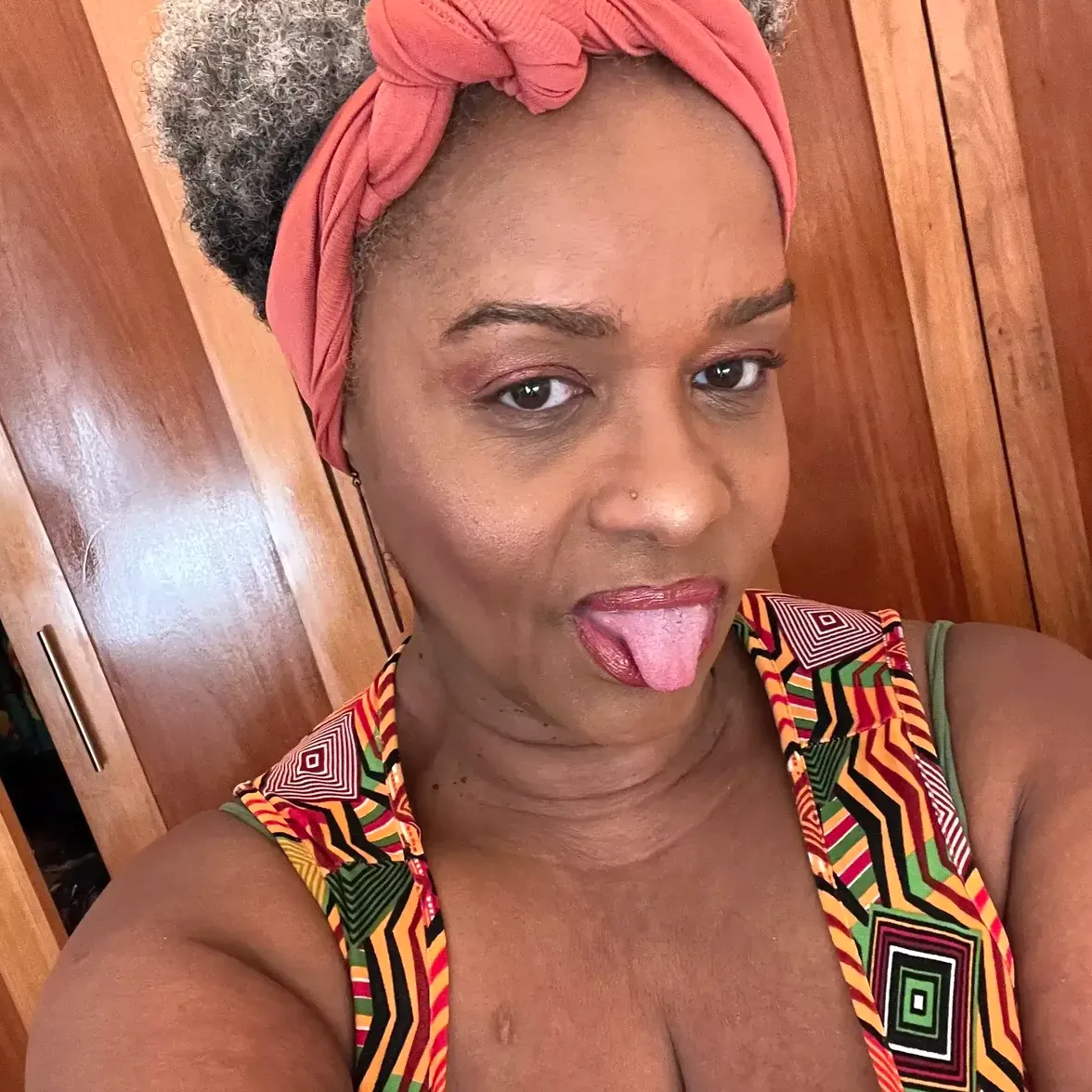 mamigilf66 ebony granny video call
