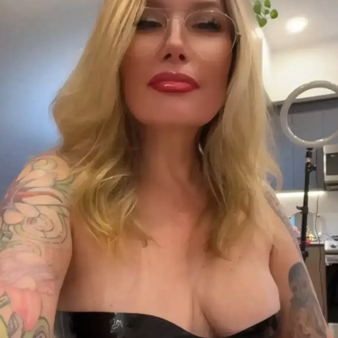 missshannon joi