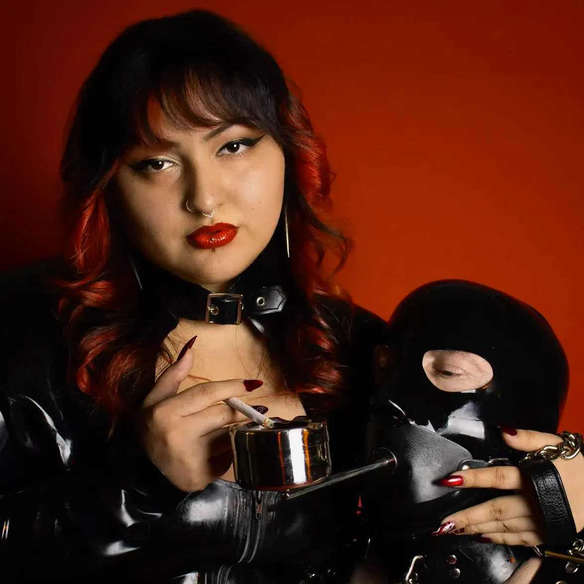 mistressdahlia brunette 3