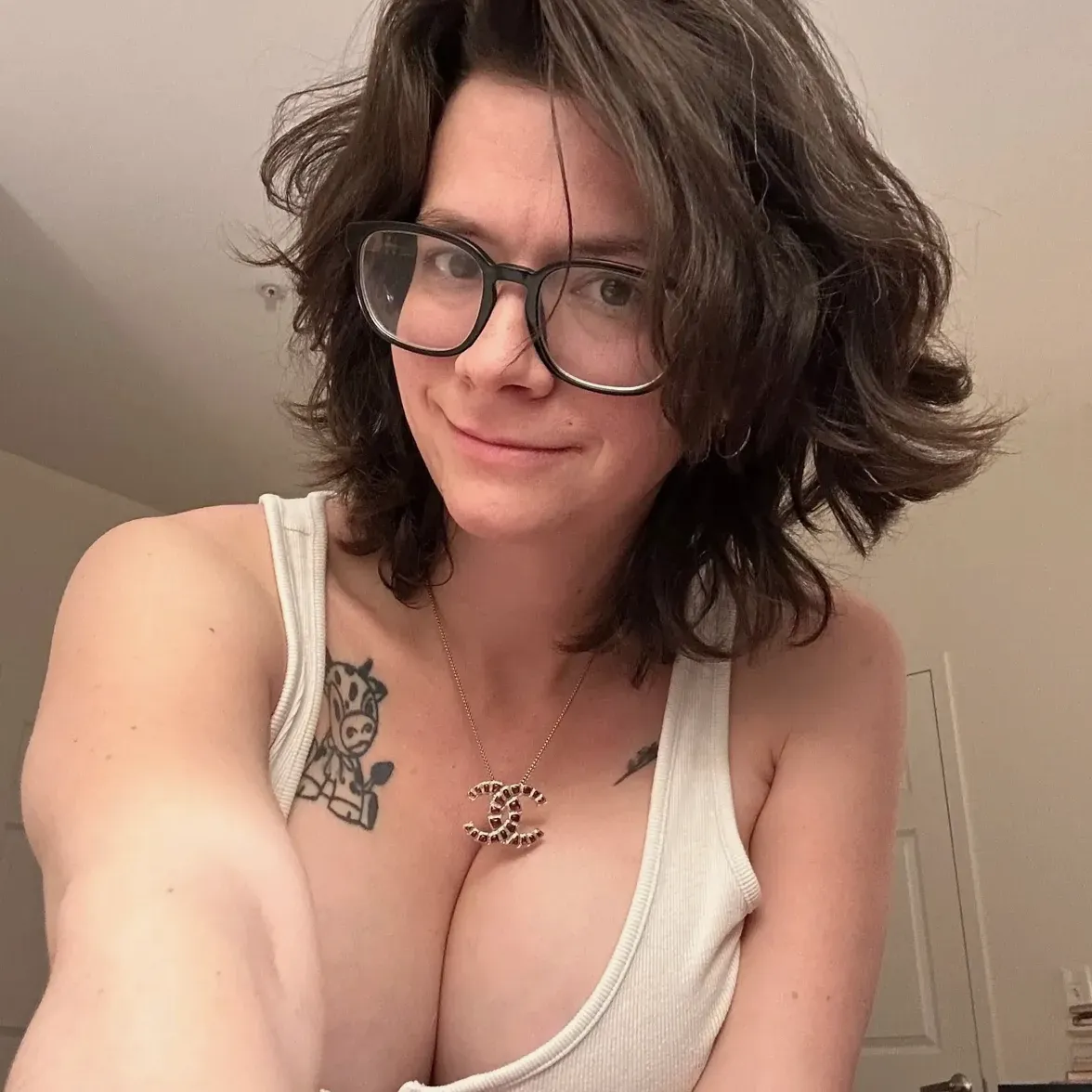 naomireah cfnm video call