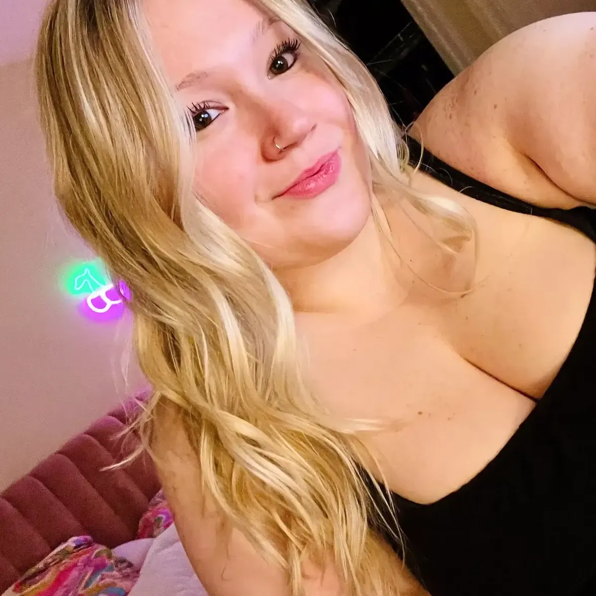 piggyrose bbw blonde white princess video call