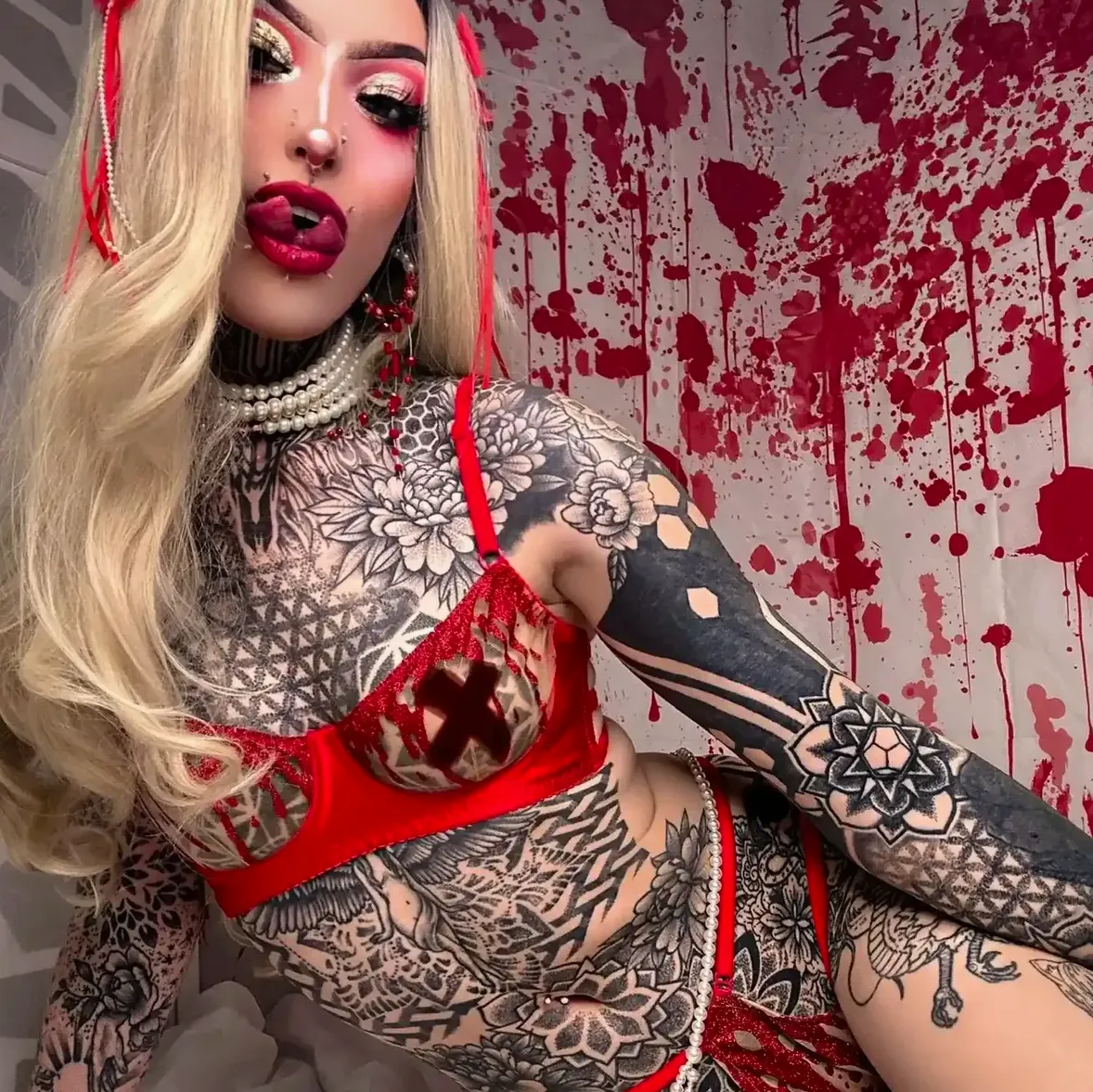 tattedkitten video call anal