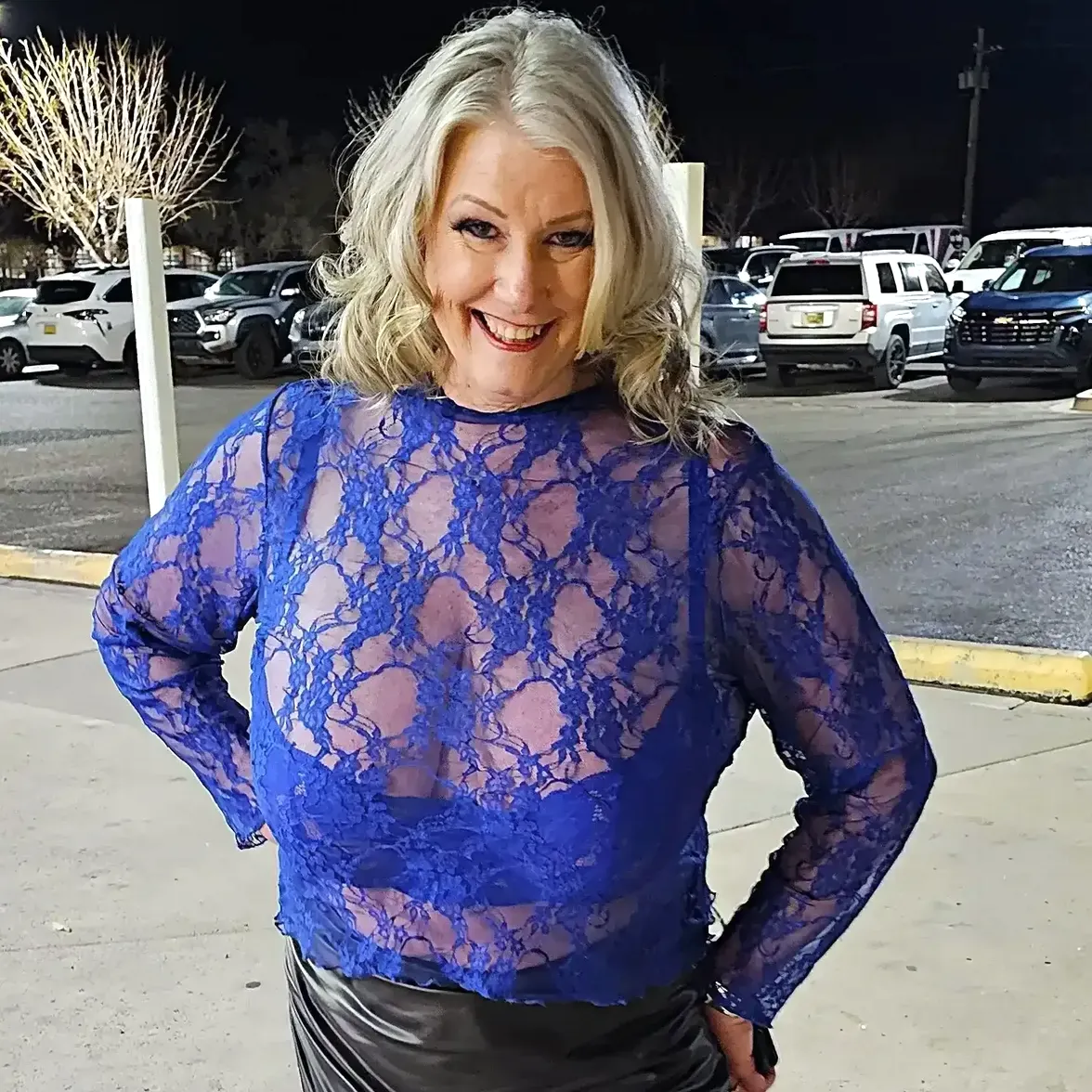 zoeyandrews bi 4